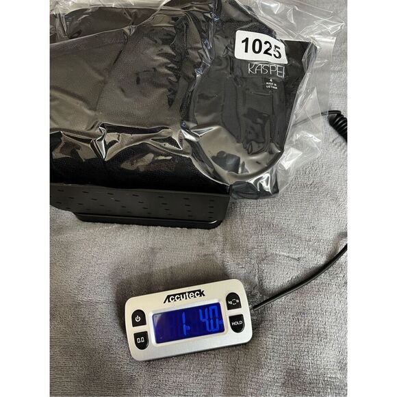 Kasper Jacket Women Size 4 Black Long Sleeve Houndstooth Three Button Blazer NWT - Picture 10 of 10